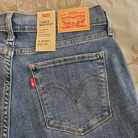 Levi's Curvy Bootcut Mid Rise Blue Jeans Women's Size 31 / 12 Short - Picture 14 of 14